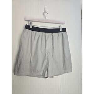 Chubbies Mens Large Lined Athletic Shorts Solid 5.5” Inseam